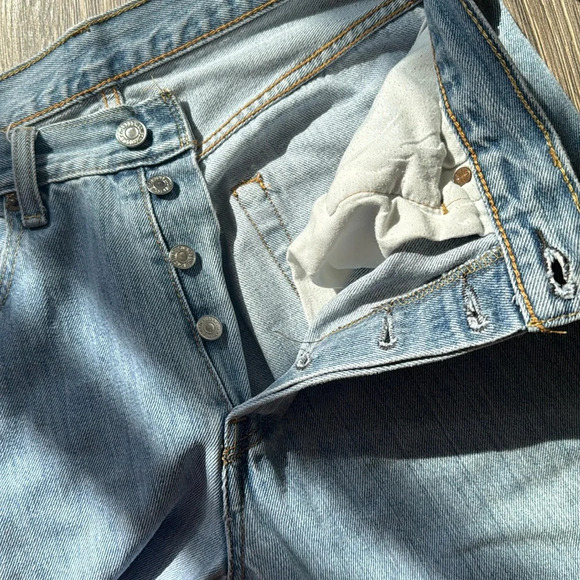 Levi’s 501 authentically worn in and perfectly faded jeans size 30 - Picture 12 of 16